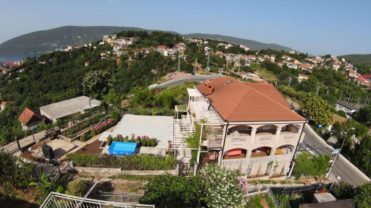 Apartments Popadic With Parking Χέρτσεγκ Νόβι Εξωτερικό φωτογραφία